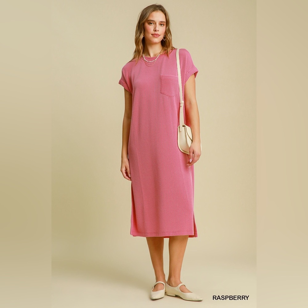 Umgee Short-Sleeve Ribbed Midi Dress in Raspberry
